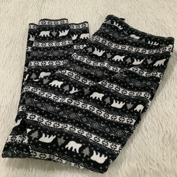 Old navy black Christmas lounge fleece pants size xxl - Picture 5 of 5